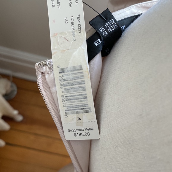 Ellen Tracy Silk Top with Silk and Acrylic Skirt - Picture 6 of 6